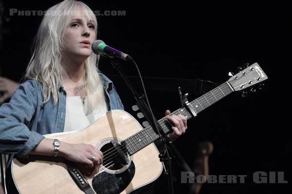 LAURA MARLING - 2011-11-04 - PARIS - La Cigale - Laura Beatrice Marling